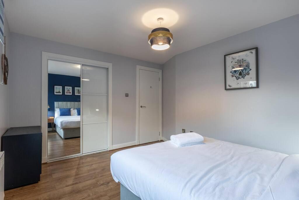 ** Modern Merchant City 1 Bed Apartment With Free Parking ** Glasgow Exterior foto